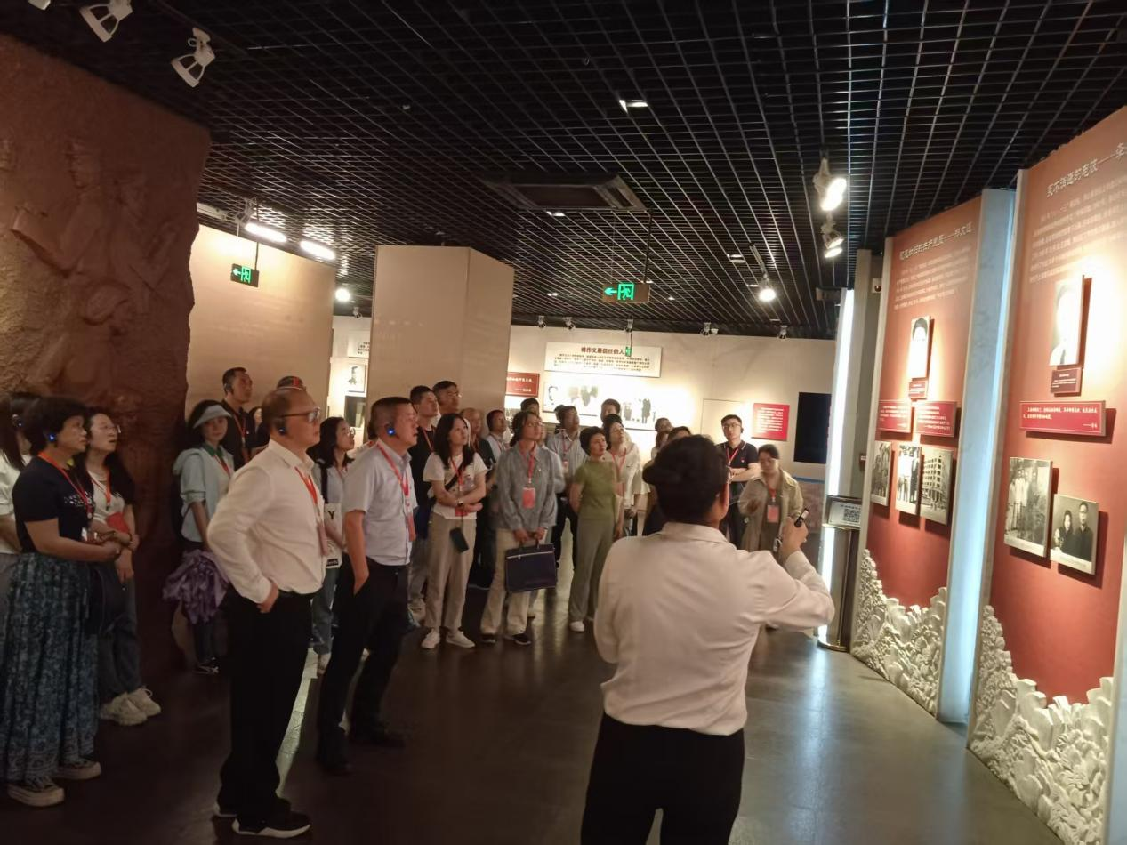 西柏坡党性教育