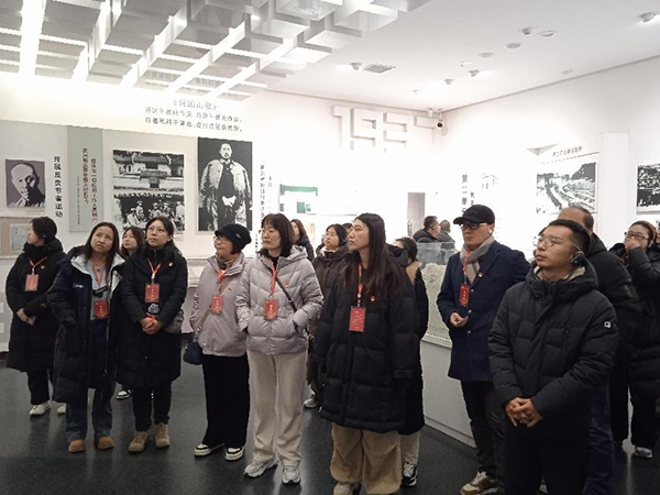 1744708932822762.jpg 图片1.jpg