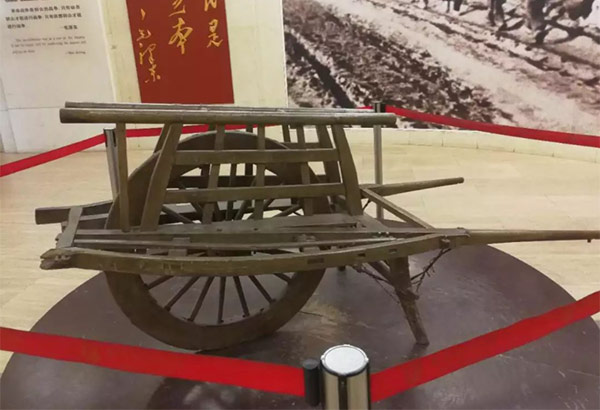 西柏坡党性教育